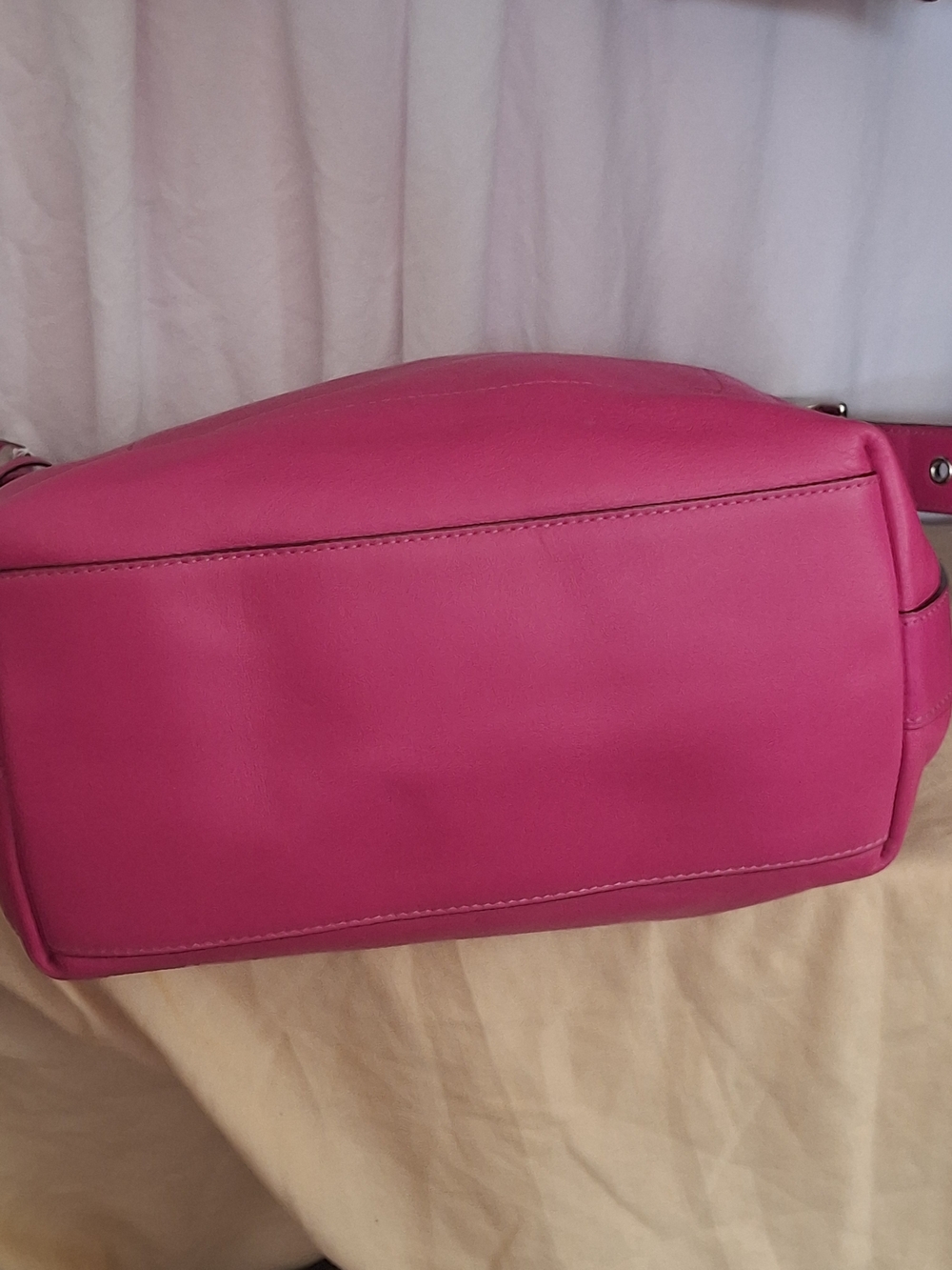 Coach Legacy Duffle - Picture 3 of 5